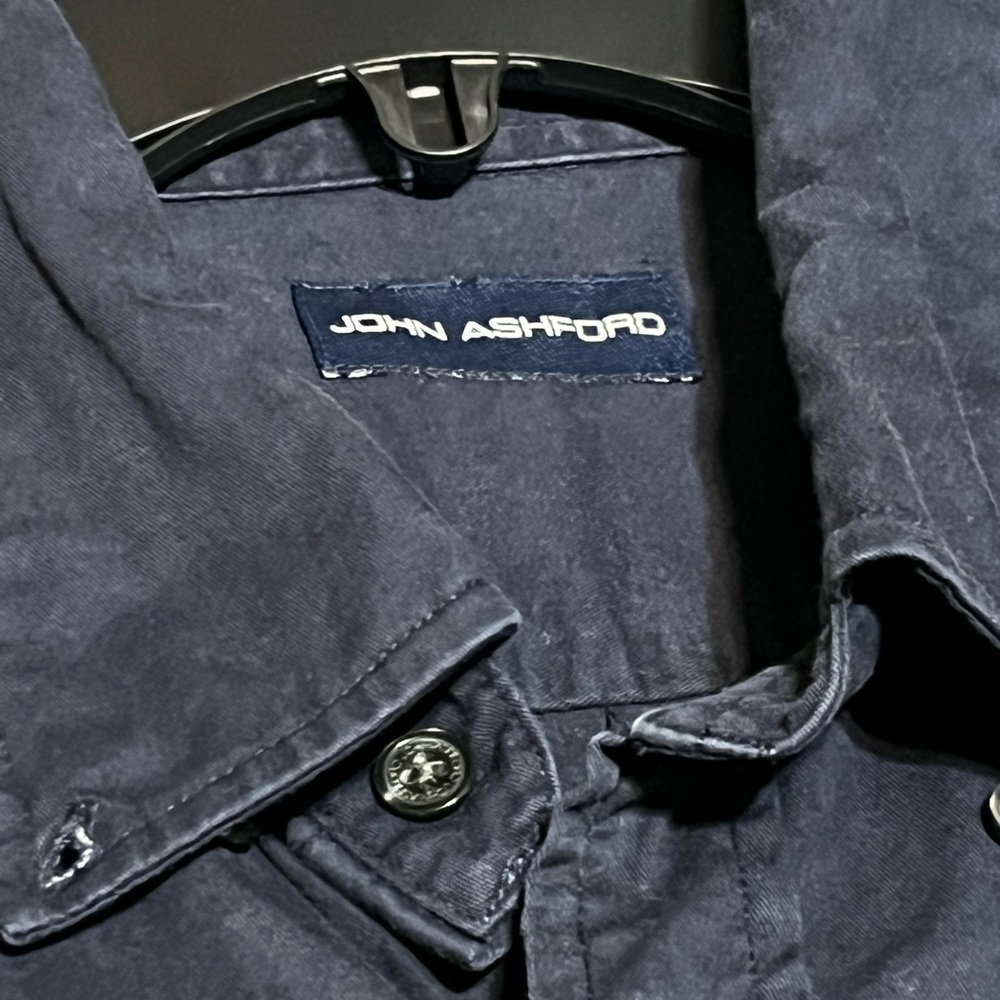 Button down shirt - Picture 2 of 2